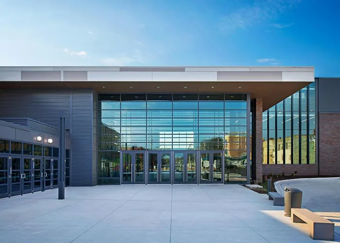 Delta Hotels By Marriott Muskegon Convention Center